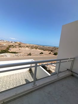 Location Villa 8 chambres avec balcon à Haramous