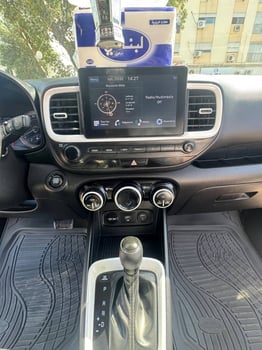 Hyundai Venue 2021, essence, boîte automatique