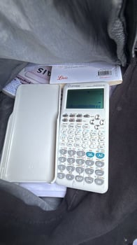 Calculatrice graphique en excellent état - utilisée 6 mois