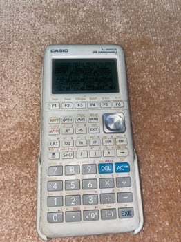 Calculatrice graphique en bon état à vendre