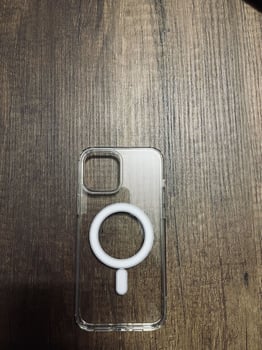 Coque Magsafe pour iPhone 12 Pro Max en promotion 500 FDJ