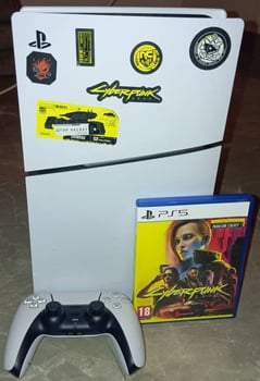 PS5 Slim + Cyberpunk 2077 Ultimate avec DLC Phantom Liberty