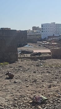 Terrain bien placé à alrahma, proximité route, 200 m², titre foncier