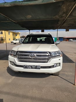 Toyota Prado 62164 km, boîte auto, bien entretenu