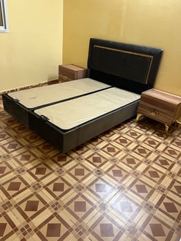 Chambre à coucher élégante et confortable