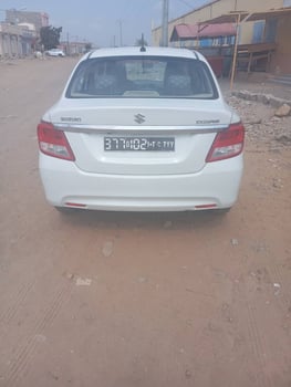 Suzuki Dzire 2024, essence, automatique, confortable et économique