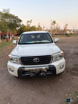 Toyota Land Cruiser V8 2015, diesel, 250 000 km, 4x4, excellent état