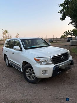 Toyota Land Cruiser V8 2015, diesel, 250 000 km, 4x4, excellent état