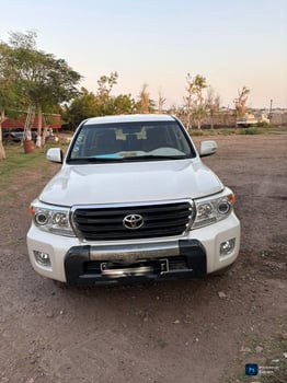 Toyota Land Cruiser V8 2015, diesel, 250 000 km, 4x4, excellent état