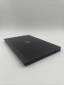 Laptop Dell Latitude core i7 32GB Ram 512 GB SSD de stockage offert avec chargeur