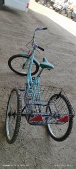 Vélo d\'occasion avec roues neuves