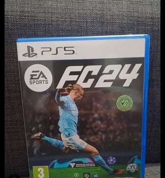 PS5 FC 24 - Expérience Next-Gen en excellent état!