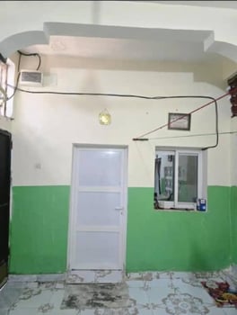 Maison F2 neuve avec cuisine équipée à louer à Wadajir