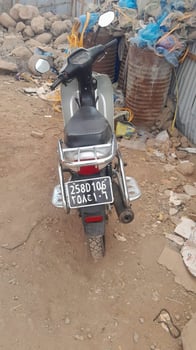 Moto modèle 110 en bon état à vendre