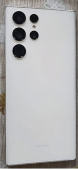Samsung Galaxy S22 Ultra 256 Go, excellent état, 20 jours d\'utilisation