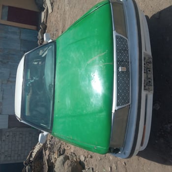 Taxi Toyota Mark 2, boîte manuelle, bon état