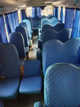 Deux bus Mitsubishi rosa 35 places neufs à vendre 42000000