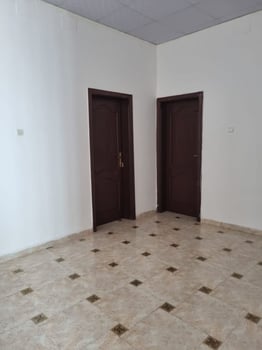 VILLA À LOUER SITUÉ HARAMOUS IDÉAL POUR RESIDENCE ET ENTIÈREMENT CLIMATISÉE