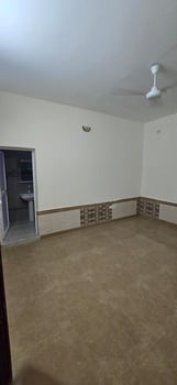 Appartement F4 neuf avec grande véranda, sécurisé à Saline Ouest