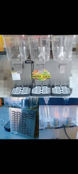 Distributeur de Boissons Réfrigéré - excellent état