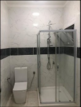 Immeuble neuf 4 appartements meublés à Haramous Sud