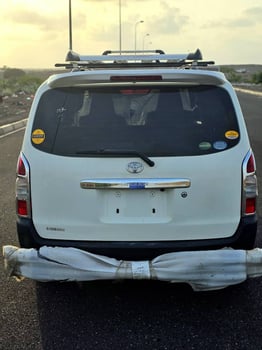 Toyota Probox 2018 essence automatique en bon état