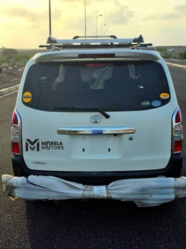 Toyota Probox 2018 essence automatique en bon état