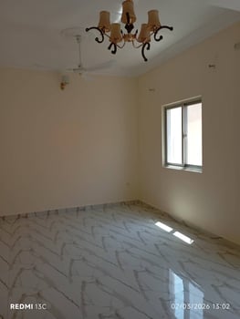 Appartement F3 à louer Salines Ouest 2e étage et magasin au rez-de-chaussée