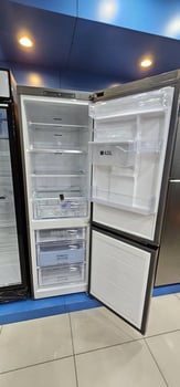 Vente de meubles et électroménager haut de gamme en excellent état