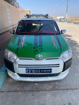 Toyota Probox 2017, très bon état, économique et fiable