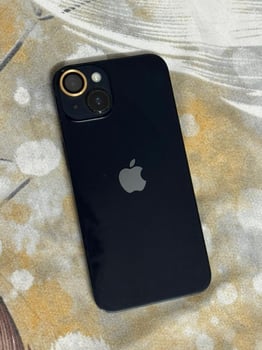 iPhone 14 comme neuf, disponible avec boîte