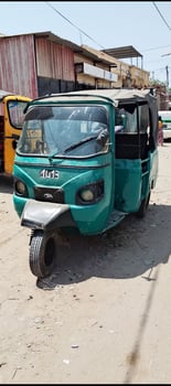 Mahindra Alfa verte en excellent état - D 97 - pneus neufs