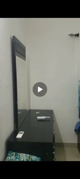 Ensemble de meubles pour chambre, salon, cuisine et électroménagers