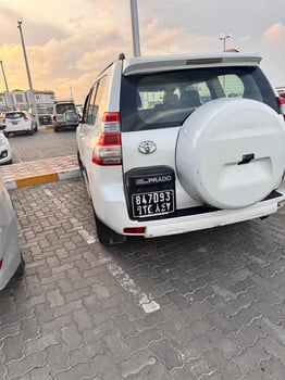Toyota Prado TXL en excellent état