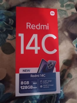 Xiaomi Redmi 14C 128Go, neuf avec protection anti-casse