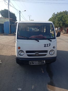 Tata Magic en excellent état - Prix avantageux