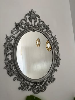 Ensemble de meubles et accessoires pour maison
