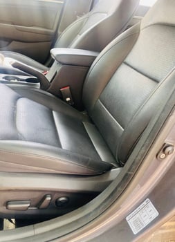 Hyundai Avante 2018 diesel boîte automatique en excellent état