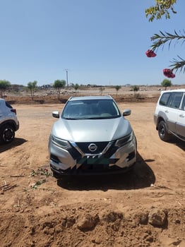 Nissan 2020 essence automatique en très bon état
