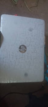 Ordinateur portable HP AMD A5 8 Go RAM, excellent état