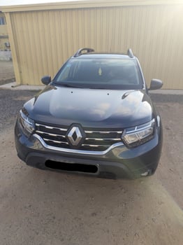 Renault Duster 2023 diesel 4x4 en très bon état