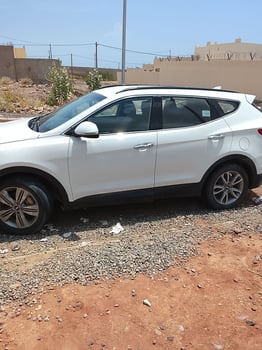 Hyundai Santa Fe 2016, diesel, climatisation fonctionnelle