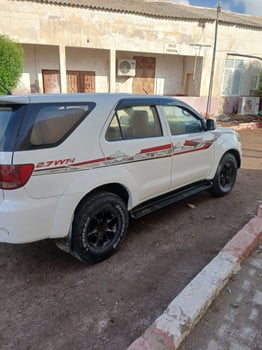 Nissan Pathfinder robuste en bon état