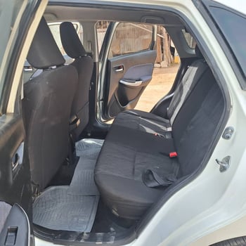 Suzuki Baleno automatique climatisée en excellent état