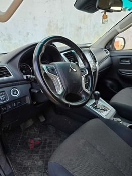 Mitsubishi L200 Pickup diesel automatique