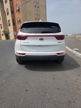 Kia Sportage 2018, diesel, boîte automatique, en excellent état