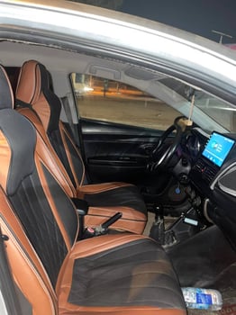Location Toyota Corolla, Suzuki Dzire et Kia Sportage