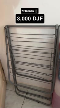 Lot équipements maison en bon état lave-linge, gazinière, fauteuil, sèche-linge