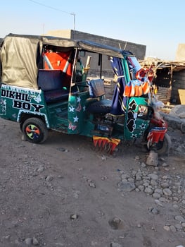 Bajaj Mahindra D103 d\'occasion en bon état