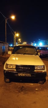 Toyota Land Cruiser GXR 1994, robuste et prêt pour long trajet